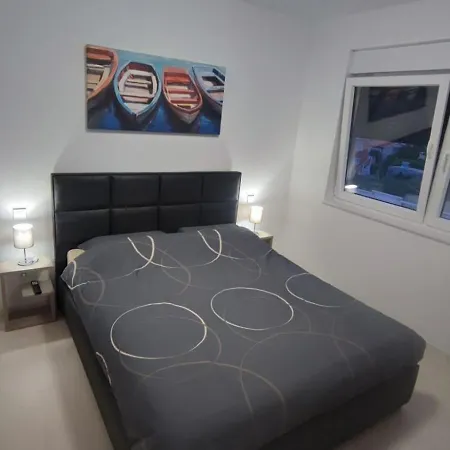 Seaside House - Lozice, - 24443 펜션