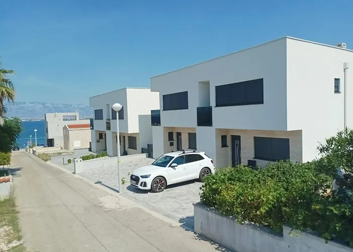 Seaside House - Lozice, - 24443 بيت للعطل *